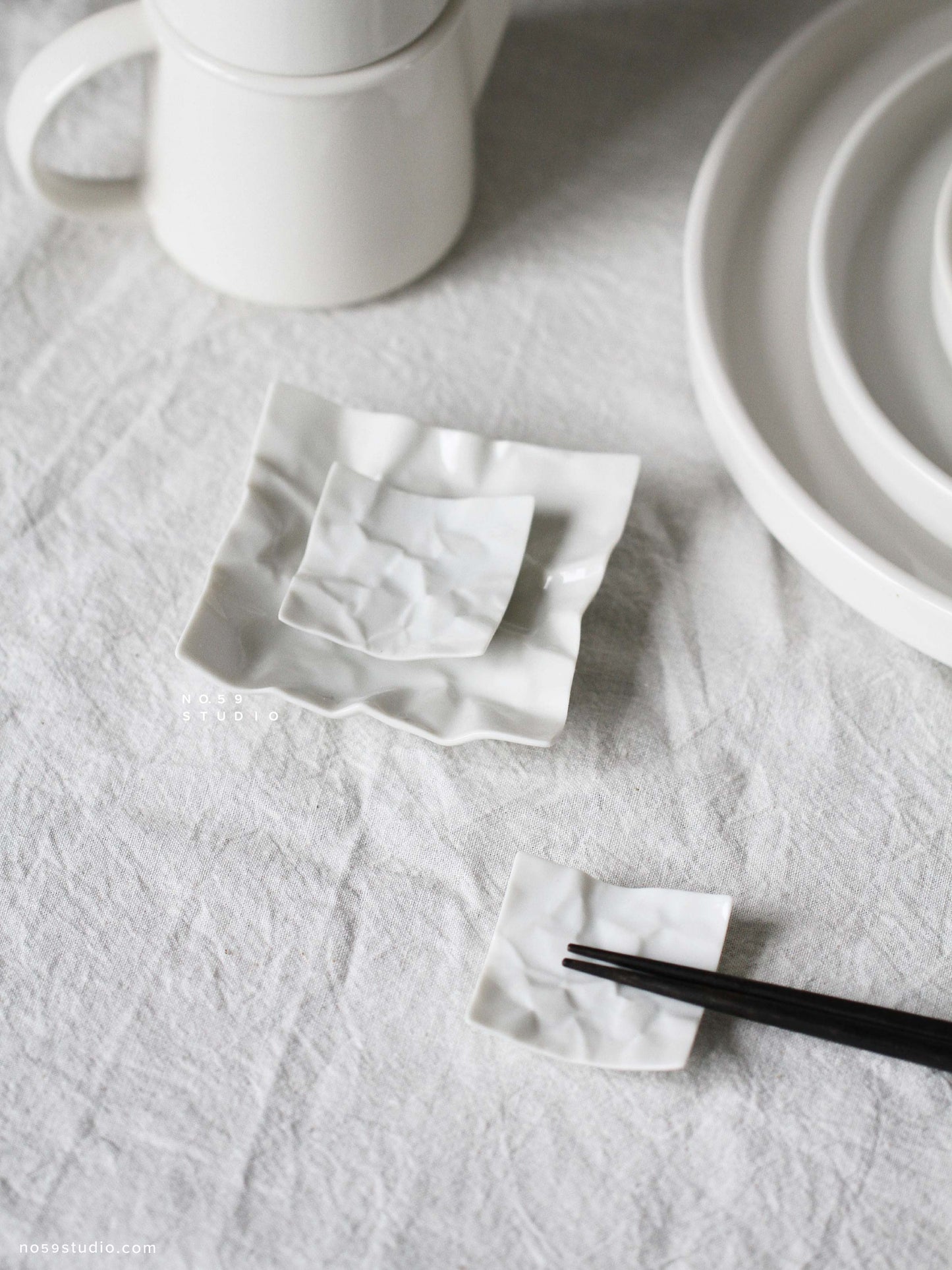 Crinkle Chopsticks Rest Set
