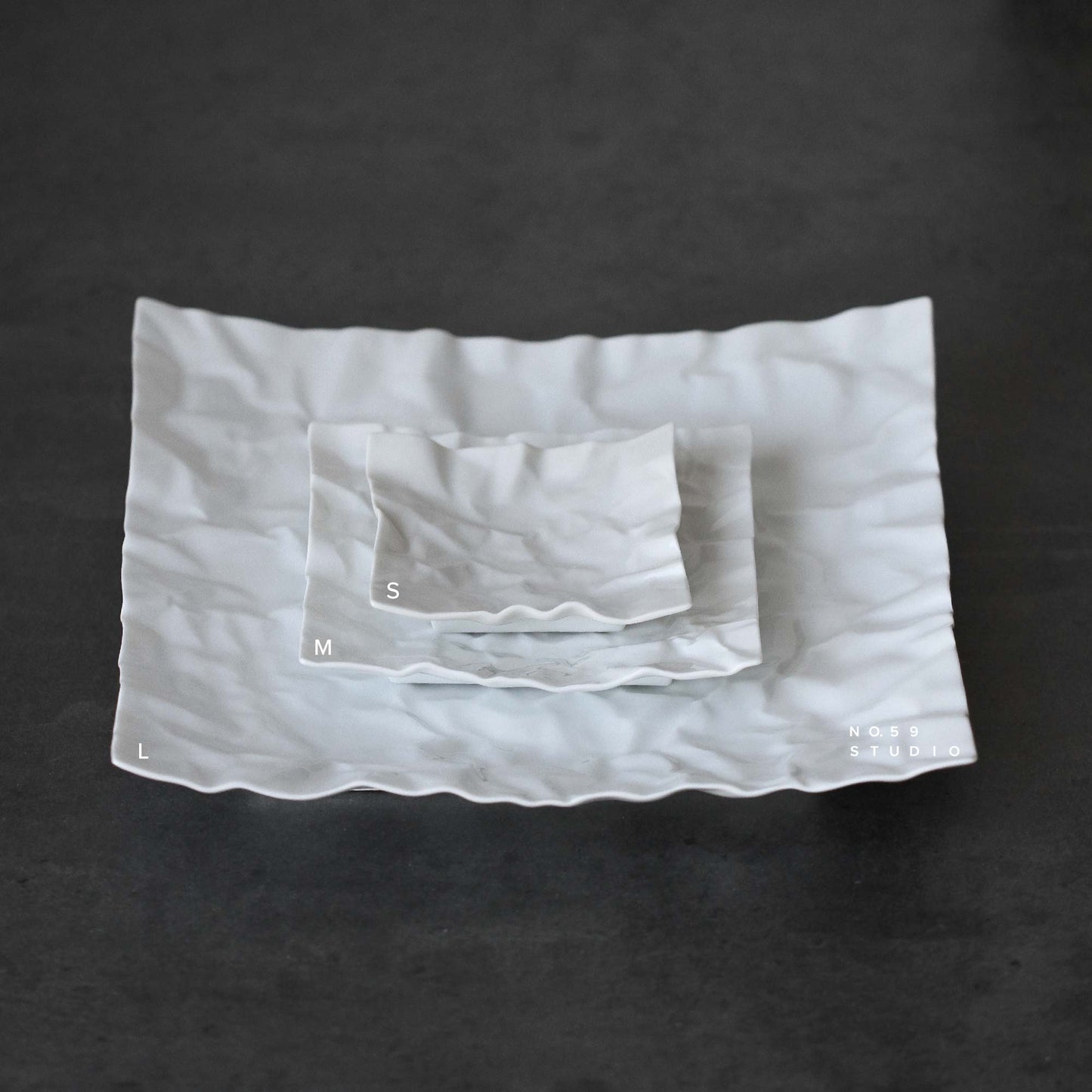 Ceramic Japan Crinkle Plate M