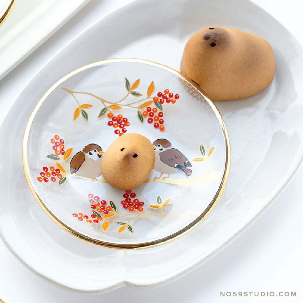 Kissho-Kacho Small Glass Plate