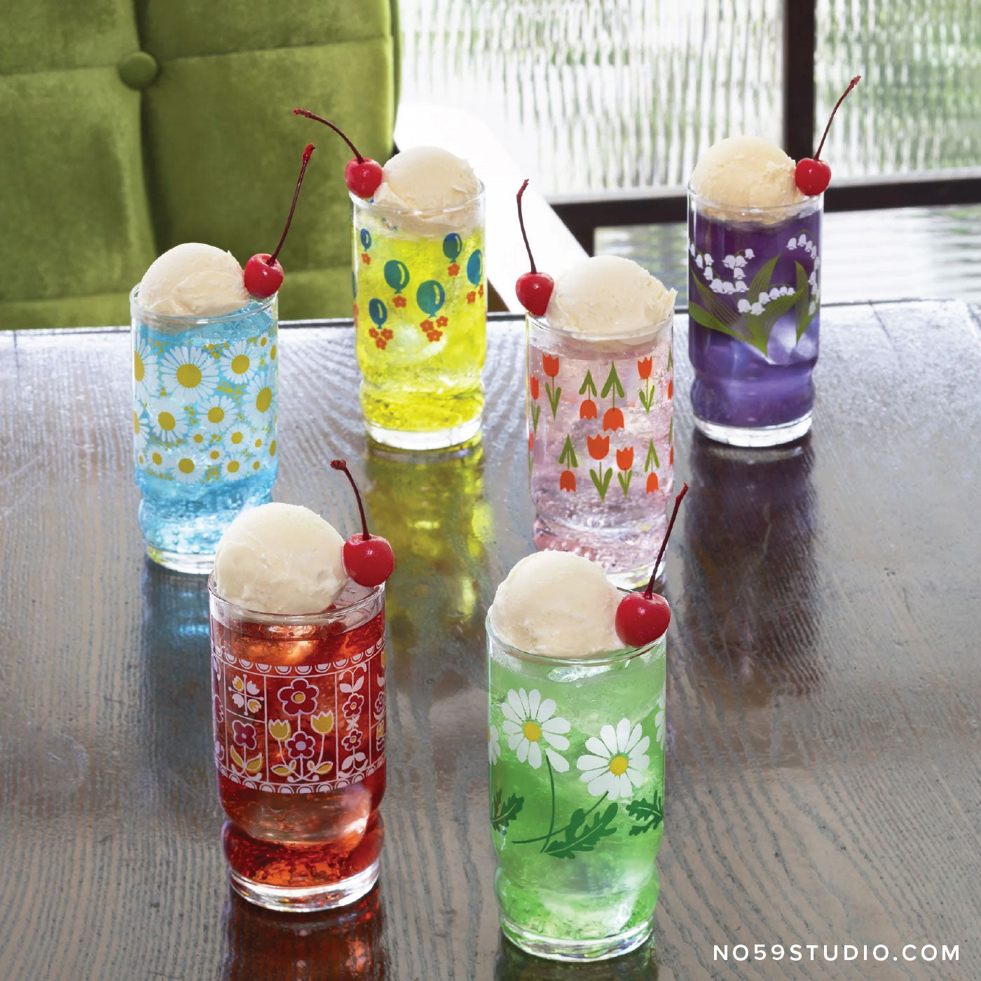 Aderia Retro Arrange Tumblers — 6 Styles Available