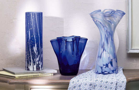 Tsugaru Vidro Glass Frill Vase Blue
