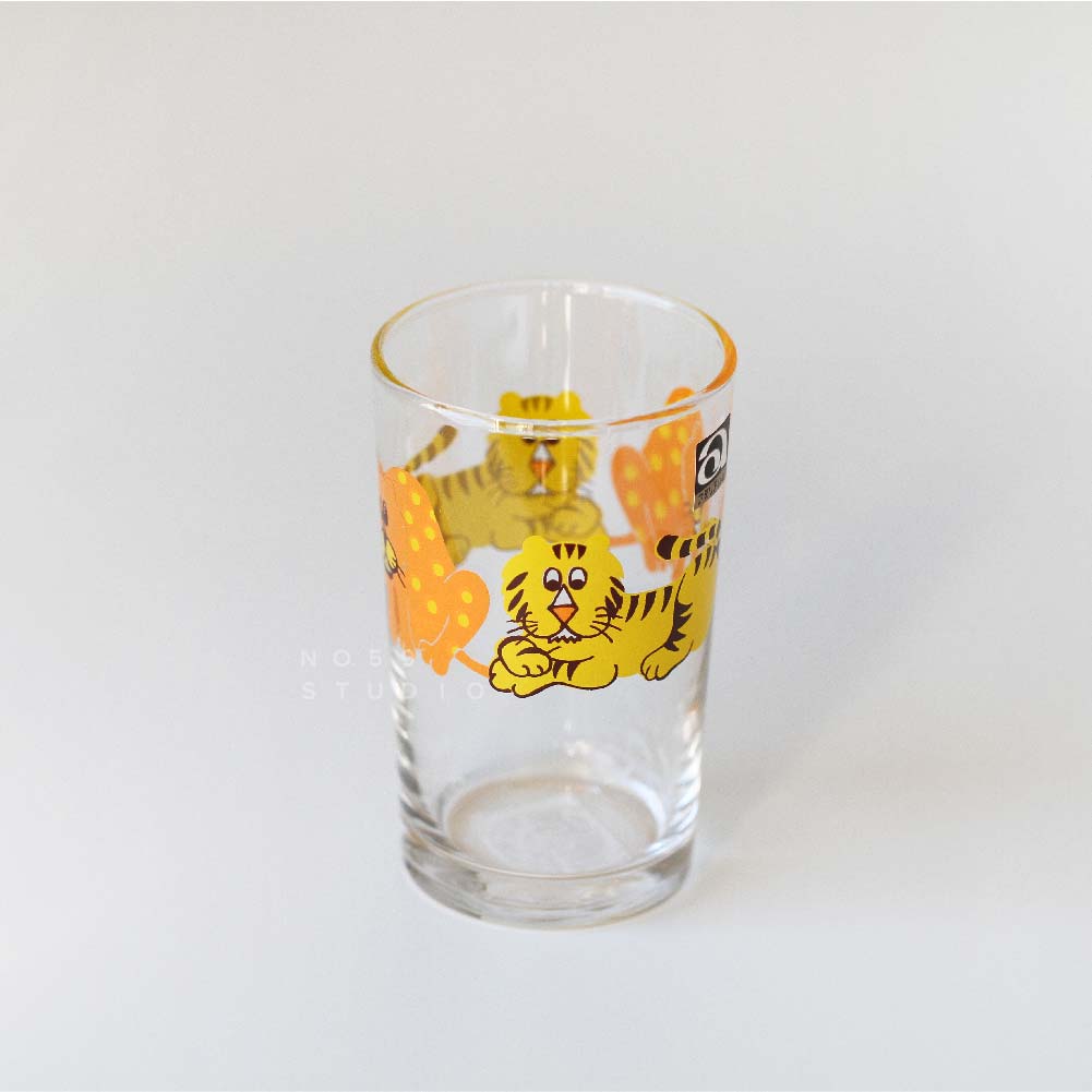 Aderia Retro Zoomate Tiger and Leopard Tumbler