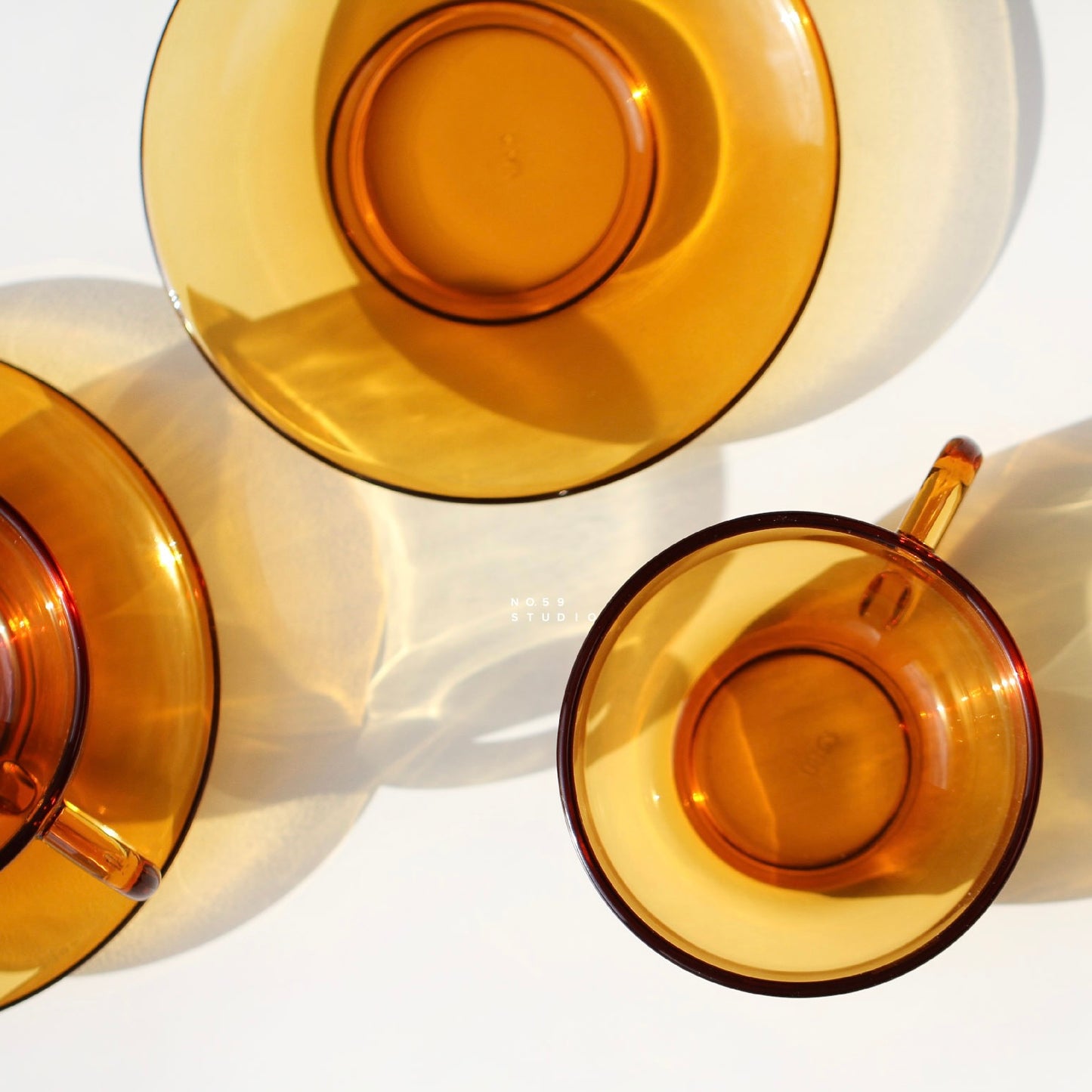 ADERIA60 Glass Amber Cup & Saucer Gift Set