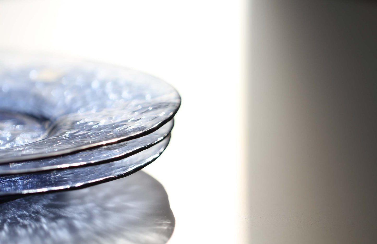 Toyo-Sasaki Handcraft Glass Plate — Blue