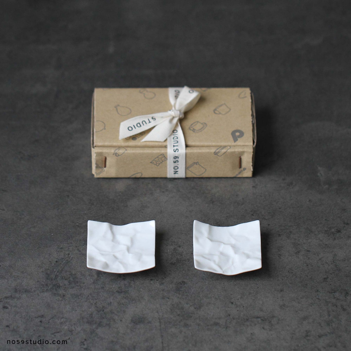 Crinkle Chopsticks Rest Set
