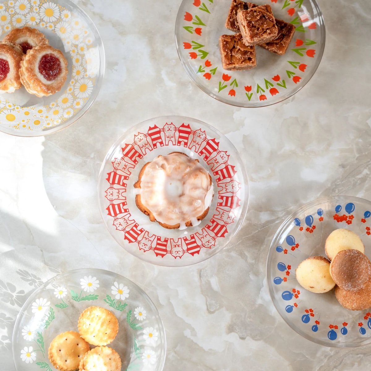 【New】Aderia Retro Plate – Cat