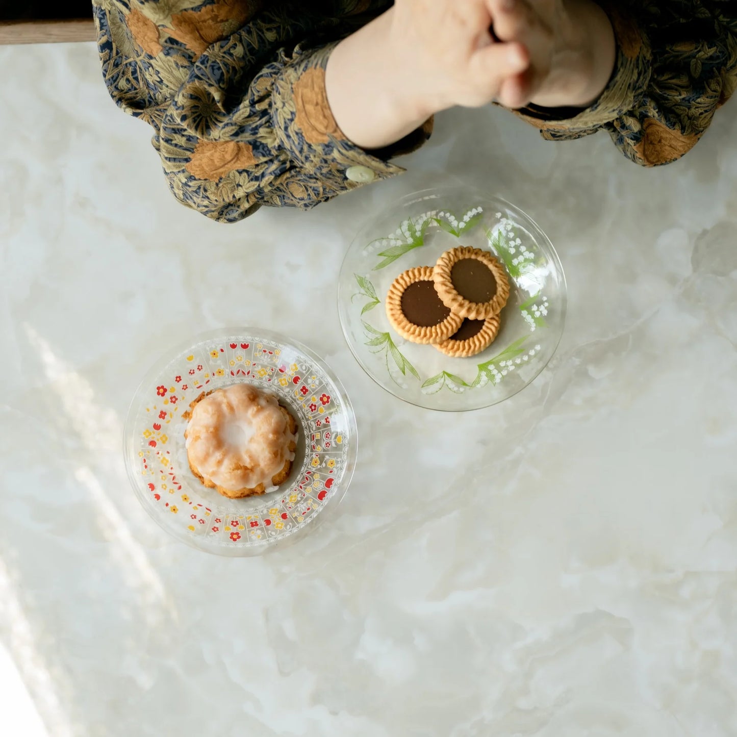 【New】Aderia Retro Plate – Flower Lace