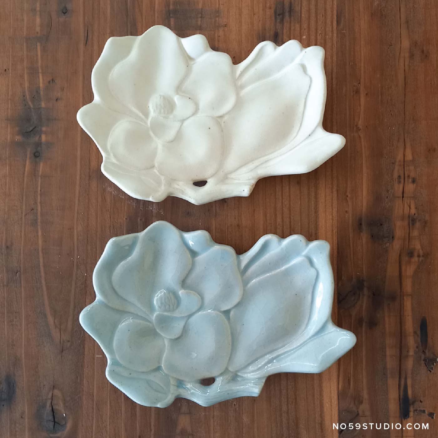 Magnolia Flower Plate Gift Set