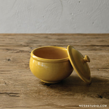 Mémé Rustic Lidded Bowl – Yellow