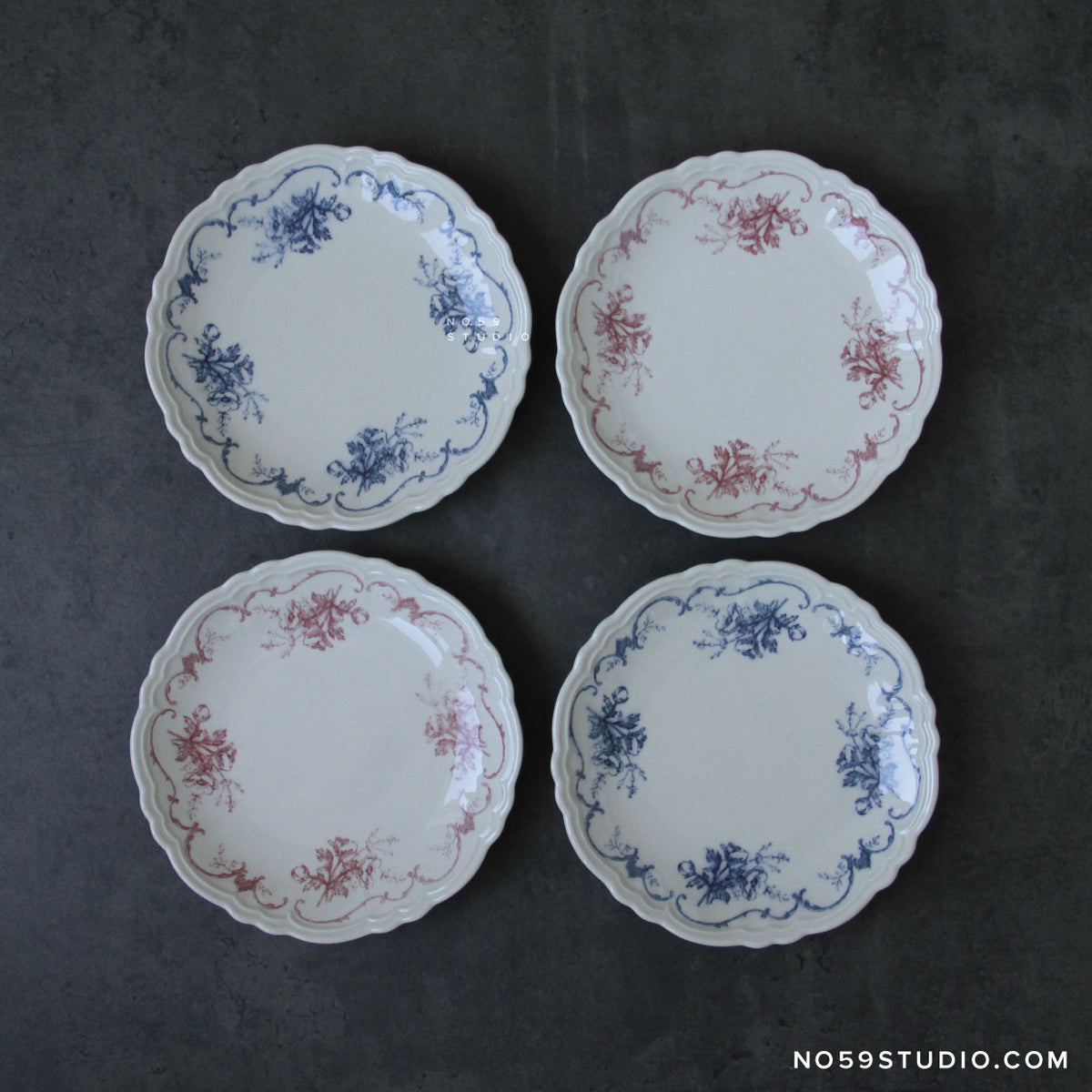 Moment Dinnerware – Blue
