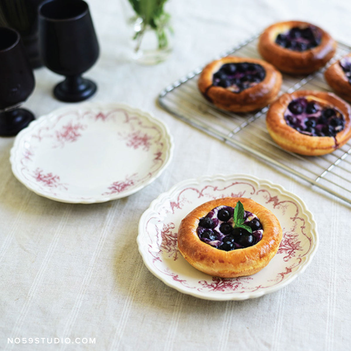 Moment Dinnerware – Rose