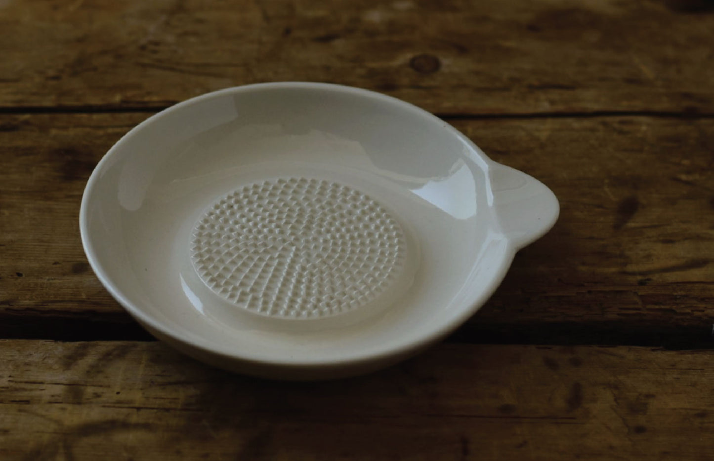 Semi-Porcelain Grater Plate
