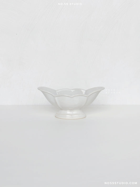 Traiteur French-Style Small Oval Bowl – White