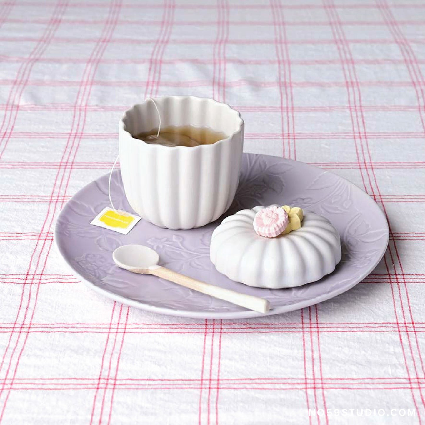 Urara Lidded Bowl