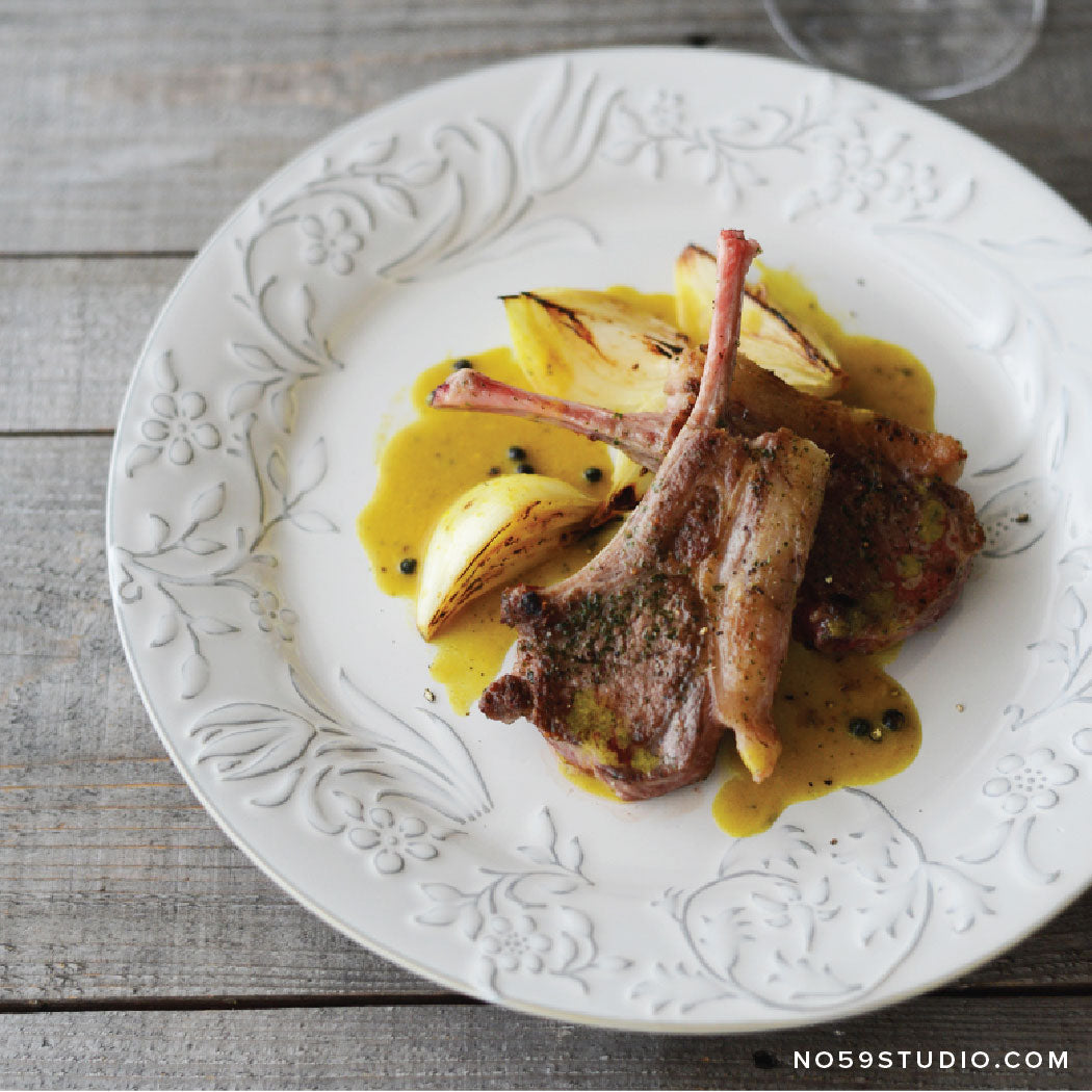 Vintage Style Botanical Wide Rim Dinner Plate