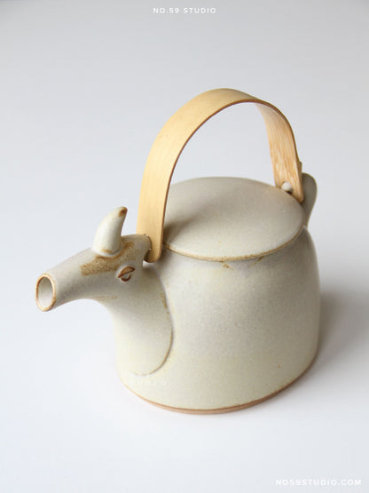 YAGI Teapot