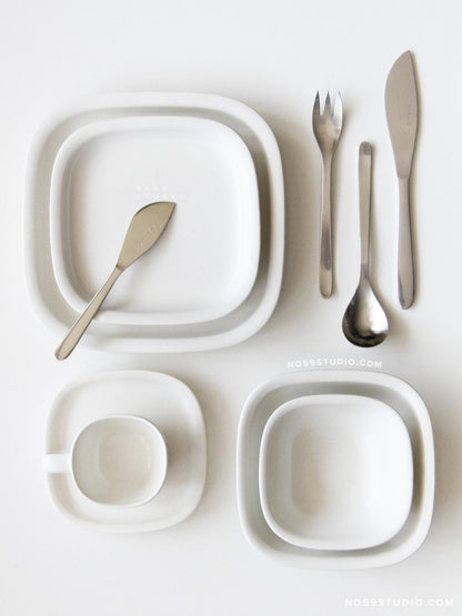 Sori Yanagi Black and White Collection – White Dinnerware