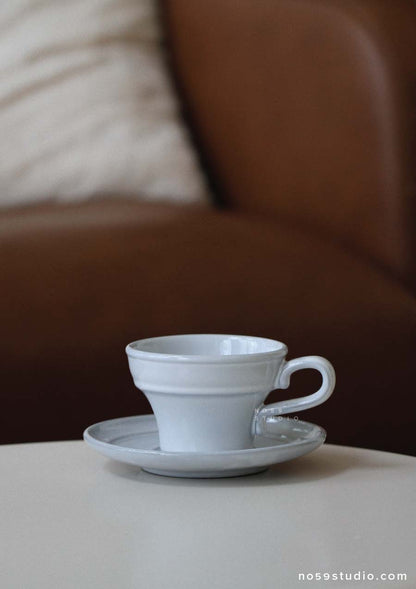 Sorgente Vintage-Style Cup and Saucer