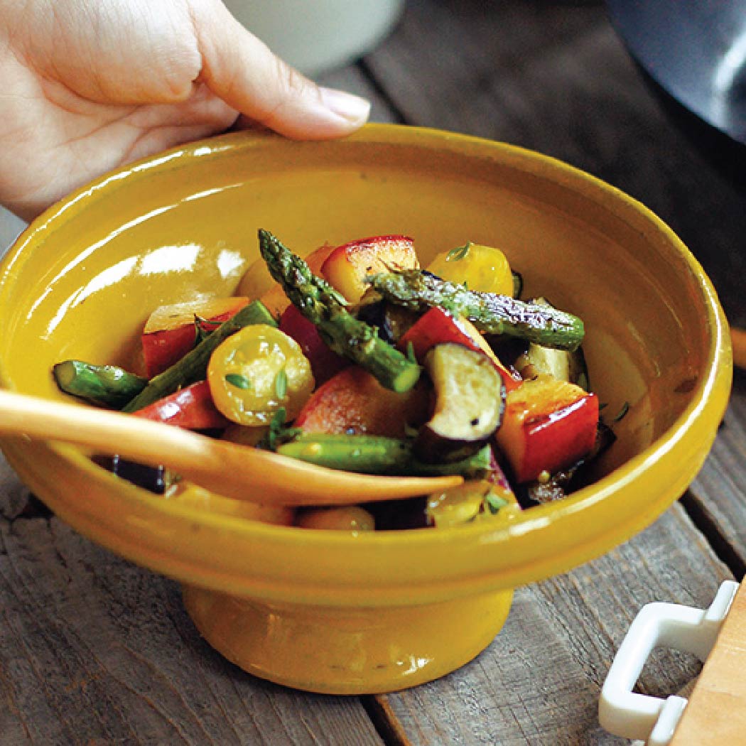 Rustic Earthenware Footed Bowl – Yellow