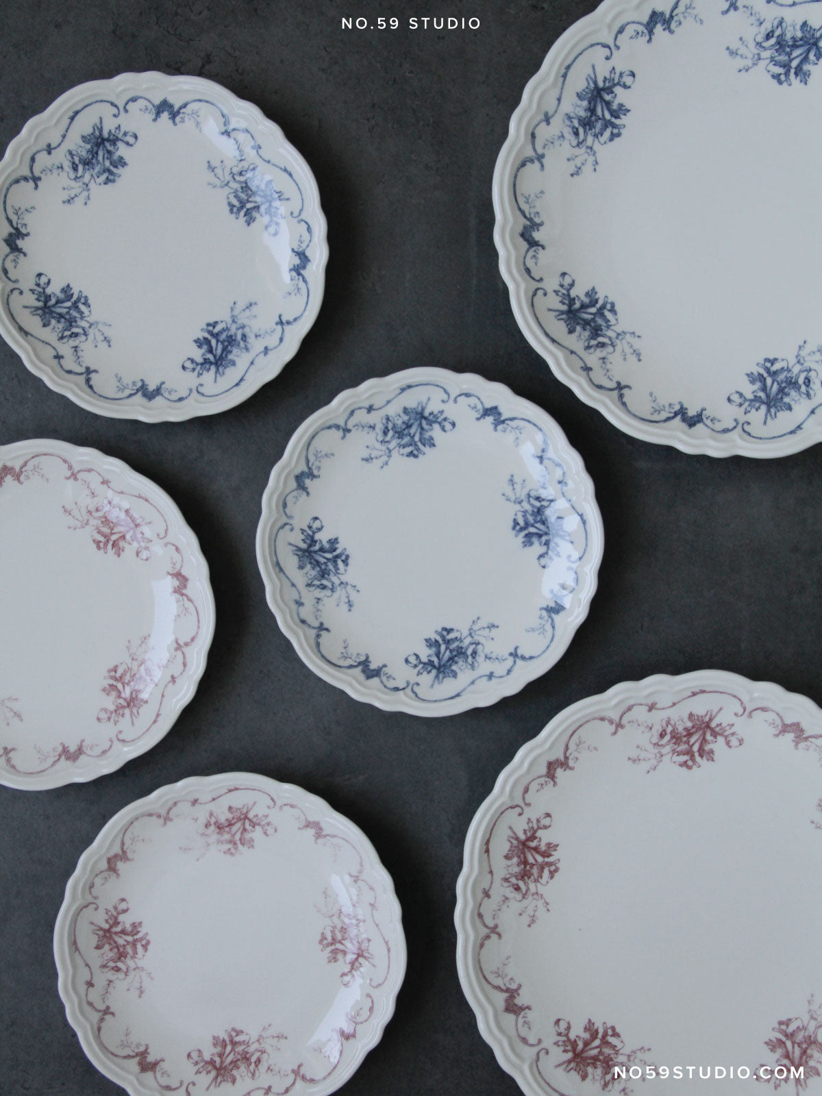 Moment Dinnerware – Blue