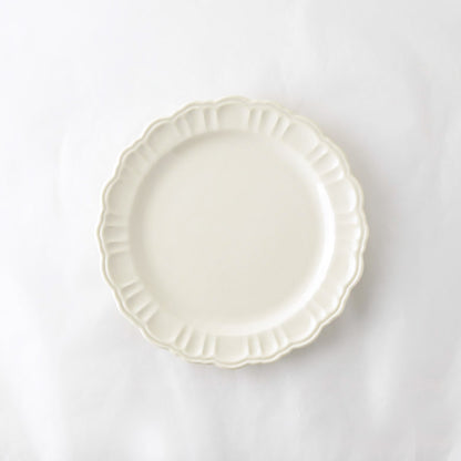 Pomponner Dinnerware — White