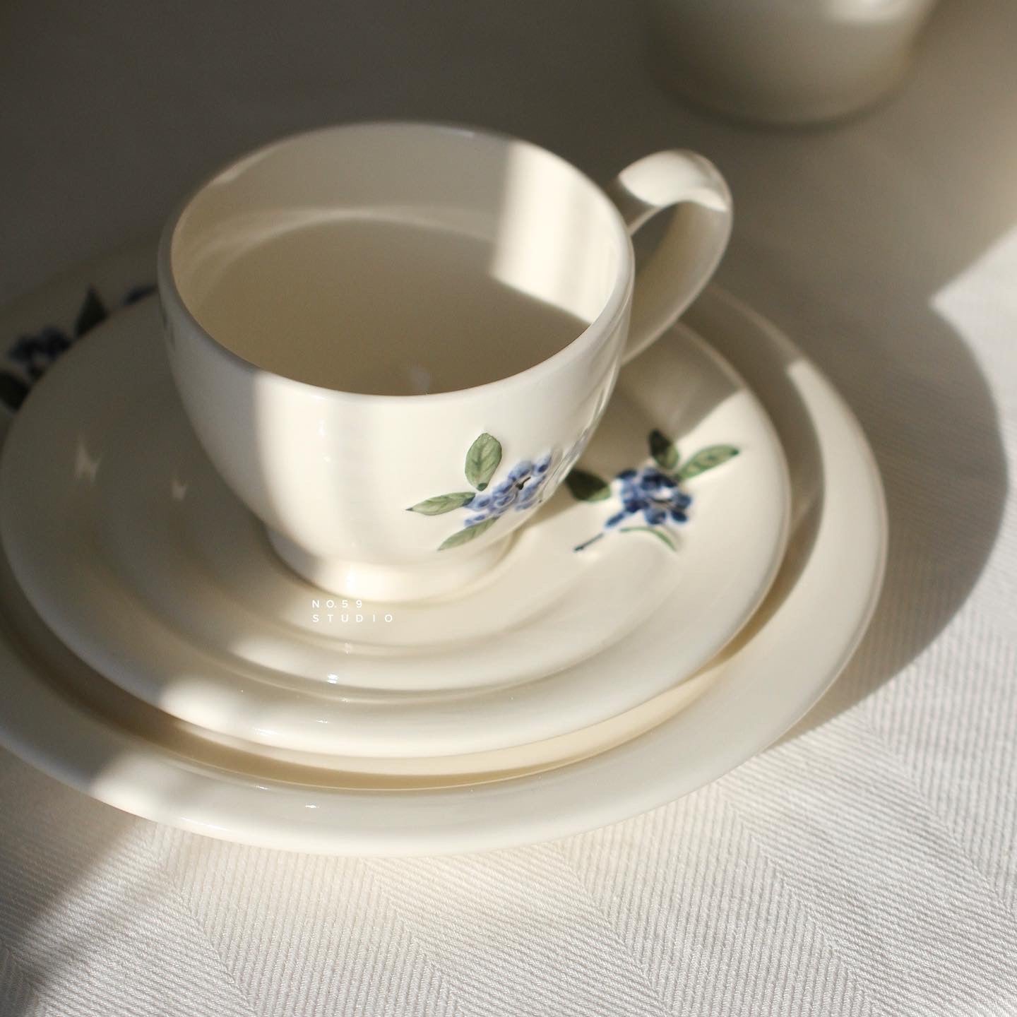 Blueberry Mirtille Tea Cup and Saucer Set