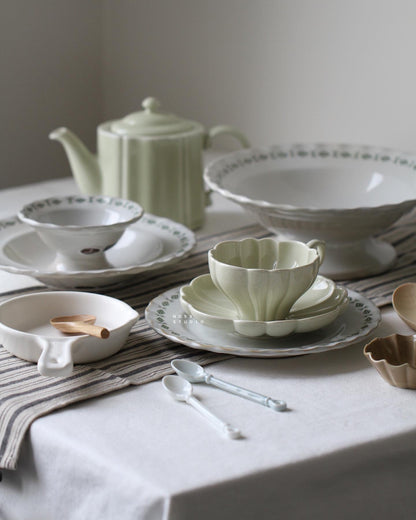 Diamond Green Floral Dinnerware Set