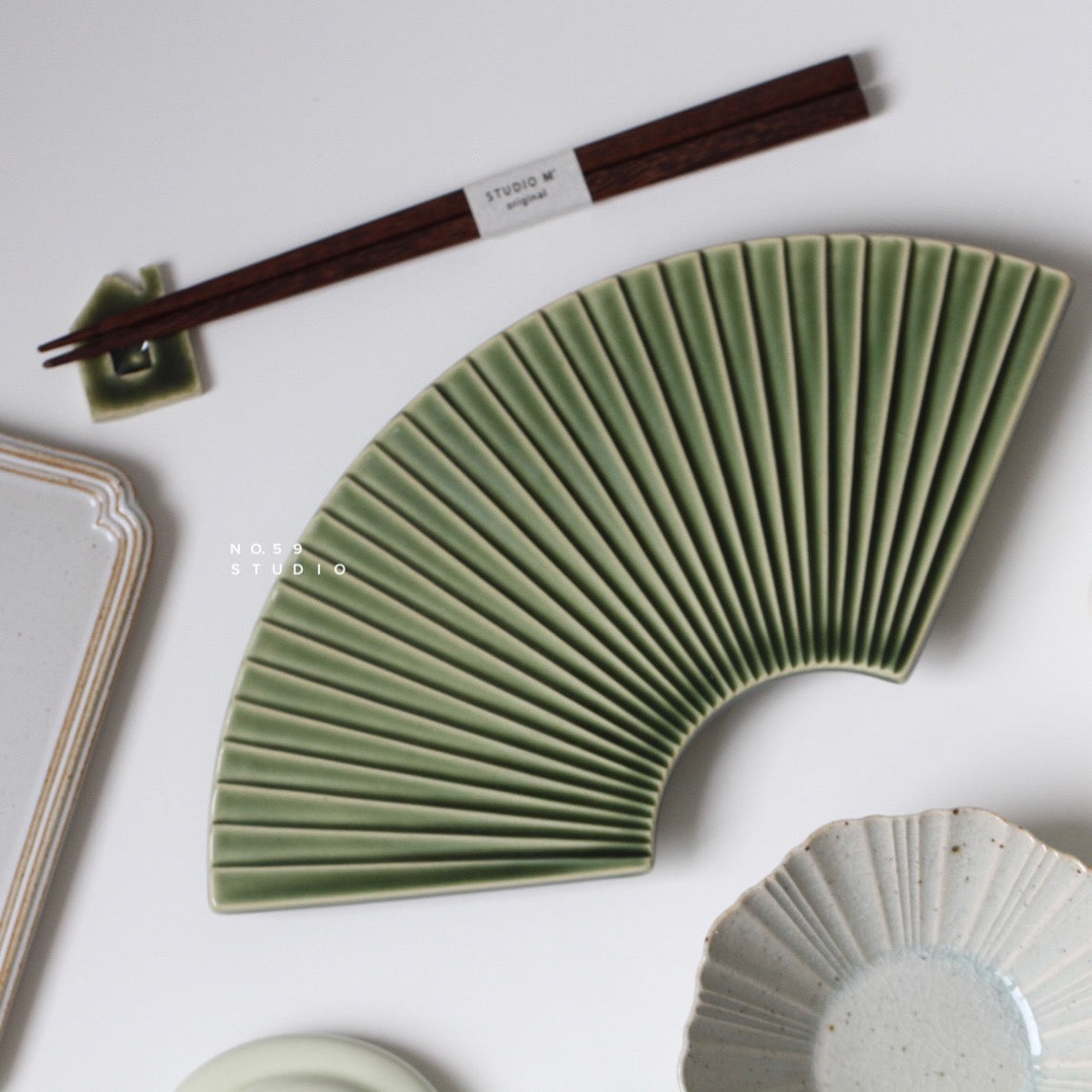 Sobokai Japanese Tacca Folding Fan Plate