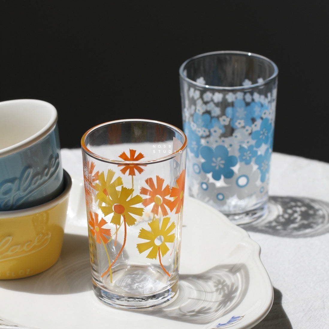 Retro Flowers Glass Cups