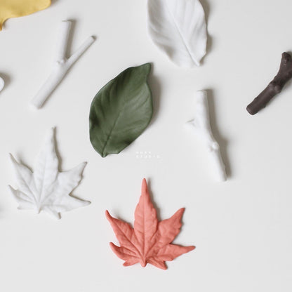 Leaf and Branch Chopsticks Rest Gift Set