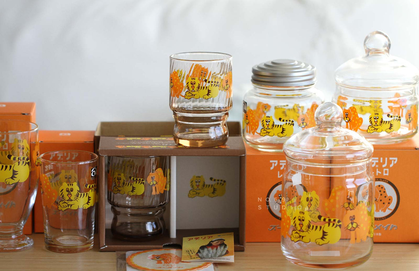 Aderia Retro Zoomate Tiger and Leopard Glass Pair Gift Set